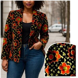 ⭐️ HOST PICK ⭐️ Velvet Textured Floral Jacket 70’s Inspired Blazers